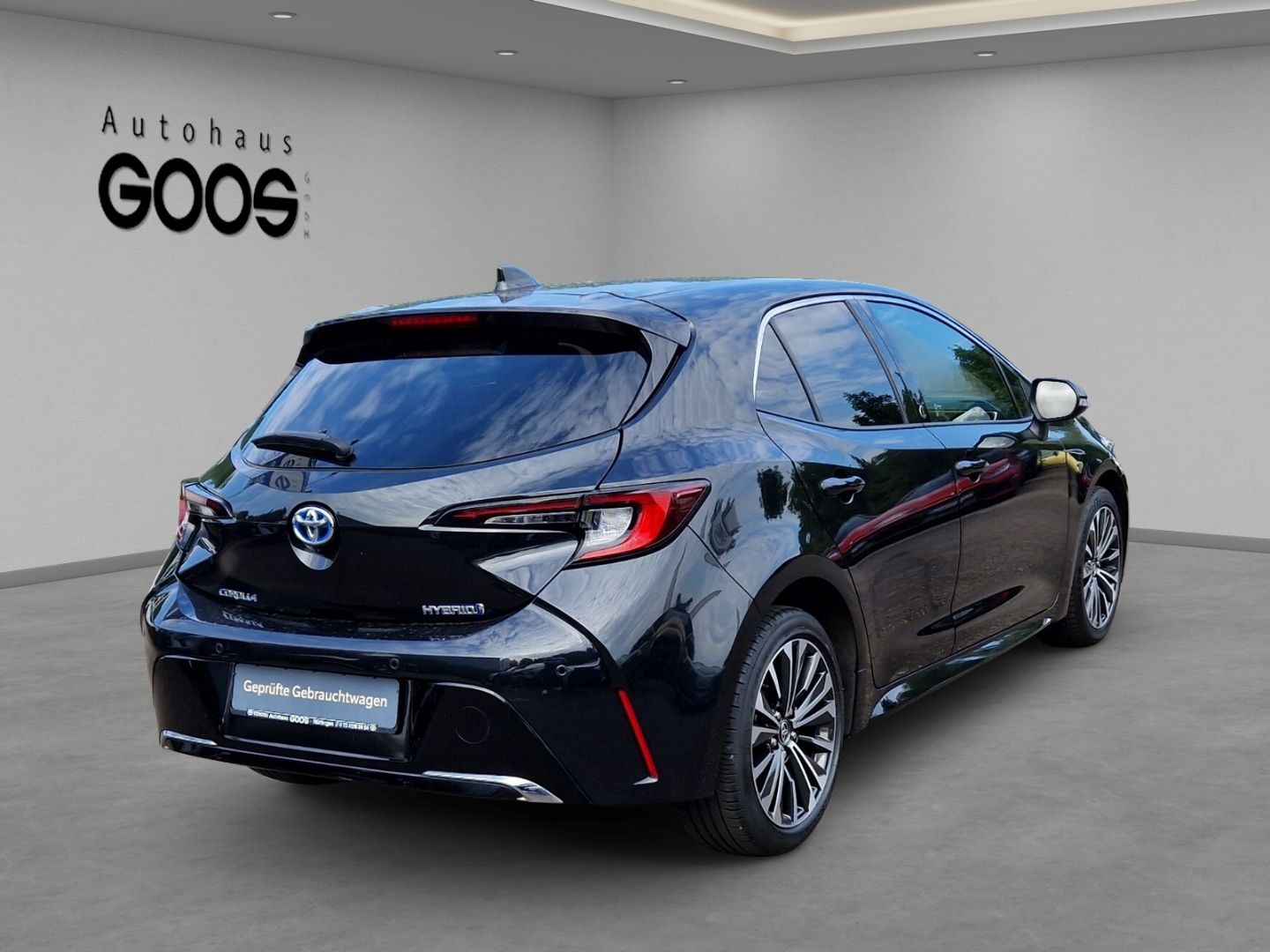 Toyota Corolla Hybrid Team D Navi LED ACC Apple CarPlay