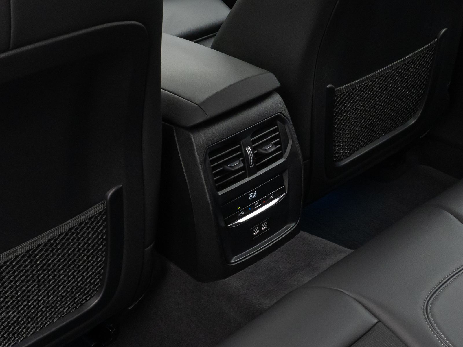 BMW 330e xD Sport Line - Samsaru's Car Outlet