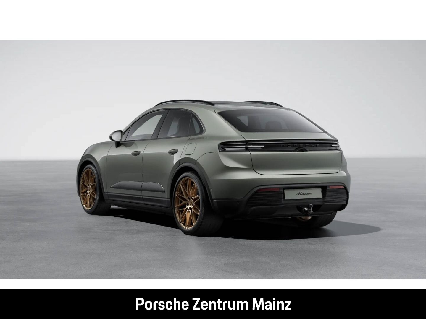 Porsche Macan 4 - Samsaru's Car Outlet