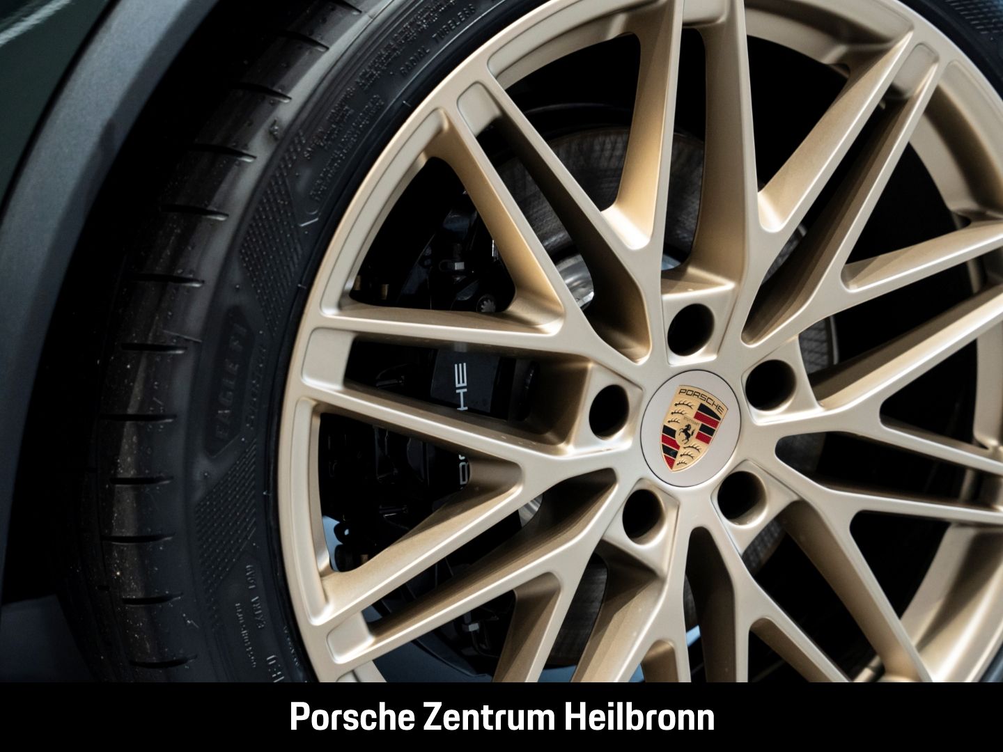 Porsche Macan 4S Offroad-Design PASM Felgen-Neodyme