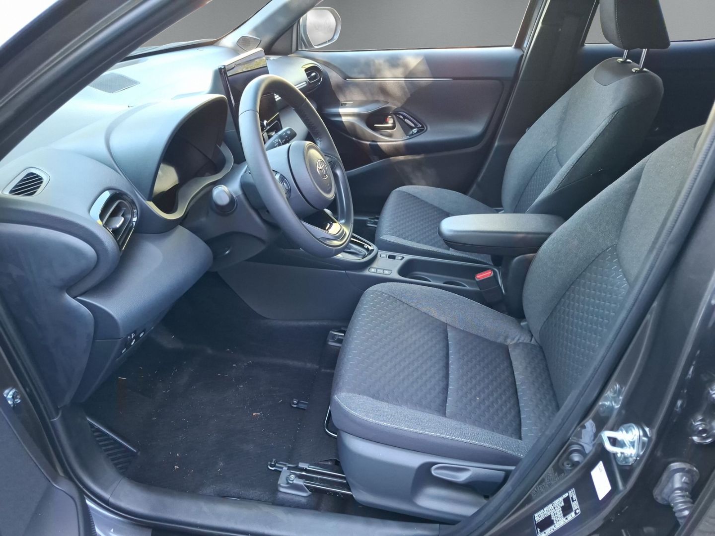 Toyota Yaris Cross Hybrid FWD Teamplayer Navi Digitales
