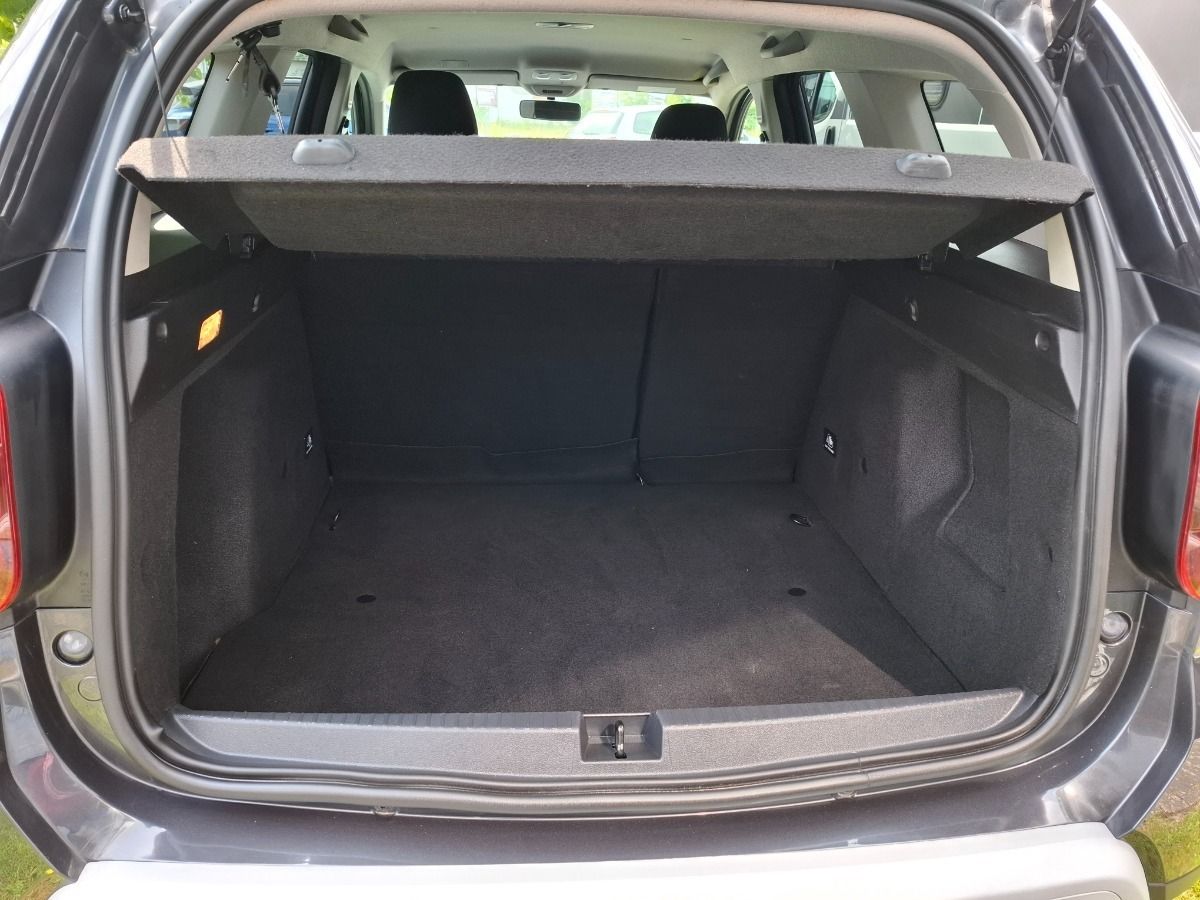 Dacia Duster II 1.3 TCe 130 Prestige+ - Samsaru's Car Outlet
