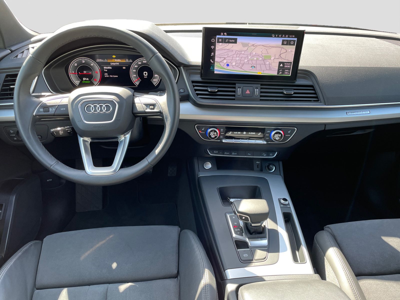 Audi Q5 40TDI quattro S-line s-tronic Navi AHK
