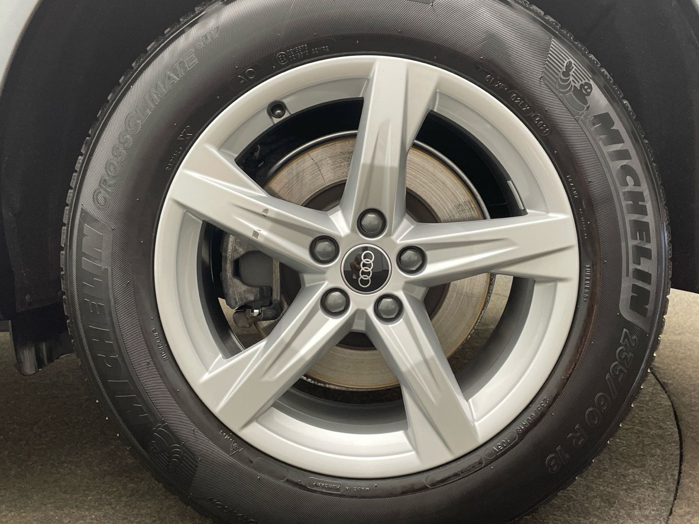 Audi Q5 S line 40 TDI quattro - Samsaru's Car Outlet
