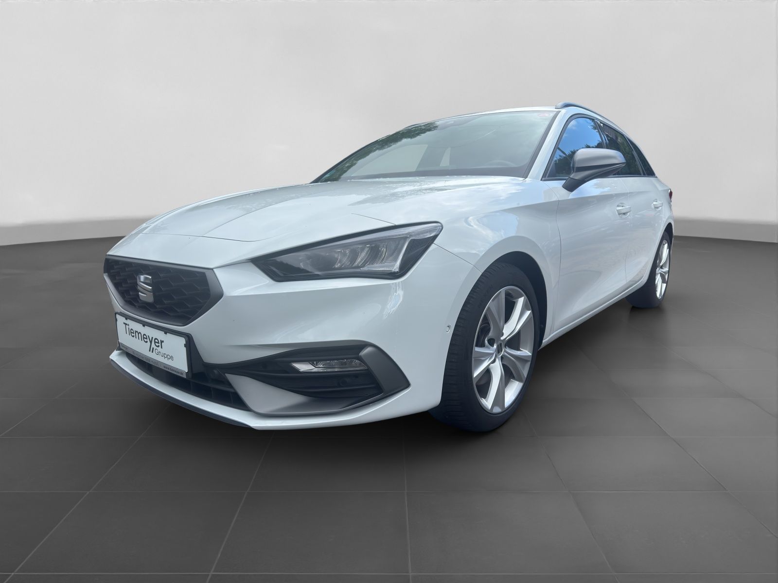 Seat Leon Sportstourer 2.0 TDI DSG FR NAVI ACC KAMERA