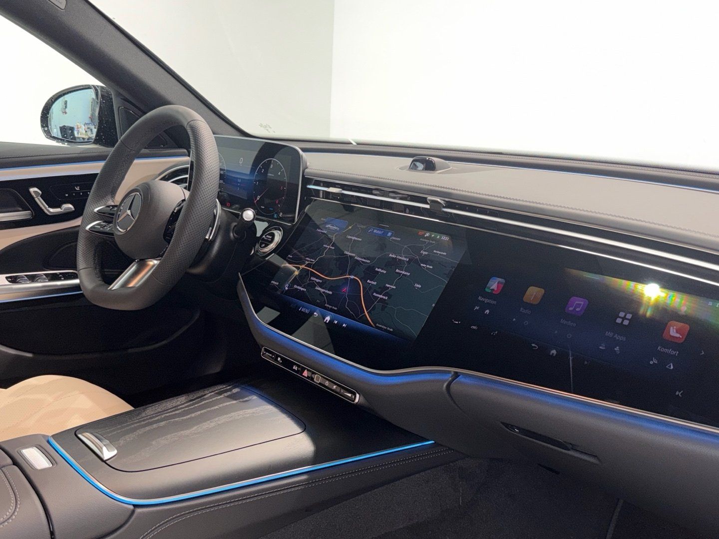 Mercedes-Benz E 450 d 4M AMG Night Superscreen Panorama 20"
