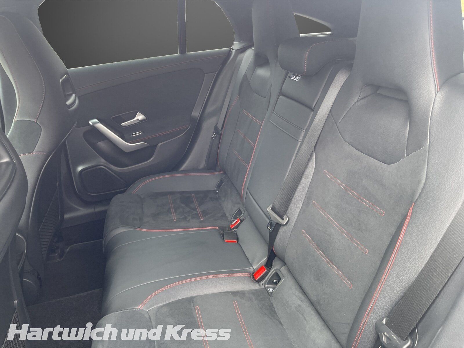 Mercedes-Benz CLA 250 4Matic AMG Line - Samsaru's Car Outlet