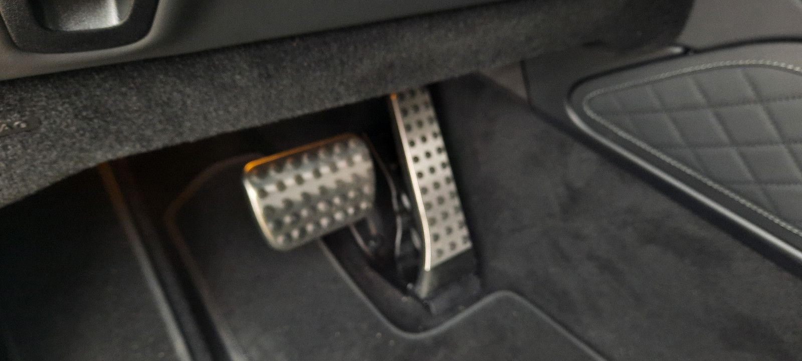 Mercedes-Benz G 63 AMG - Samsaru's Car Outlet