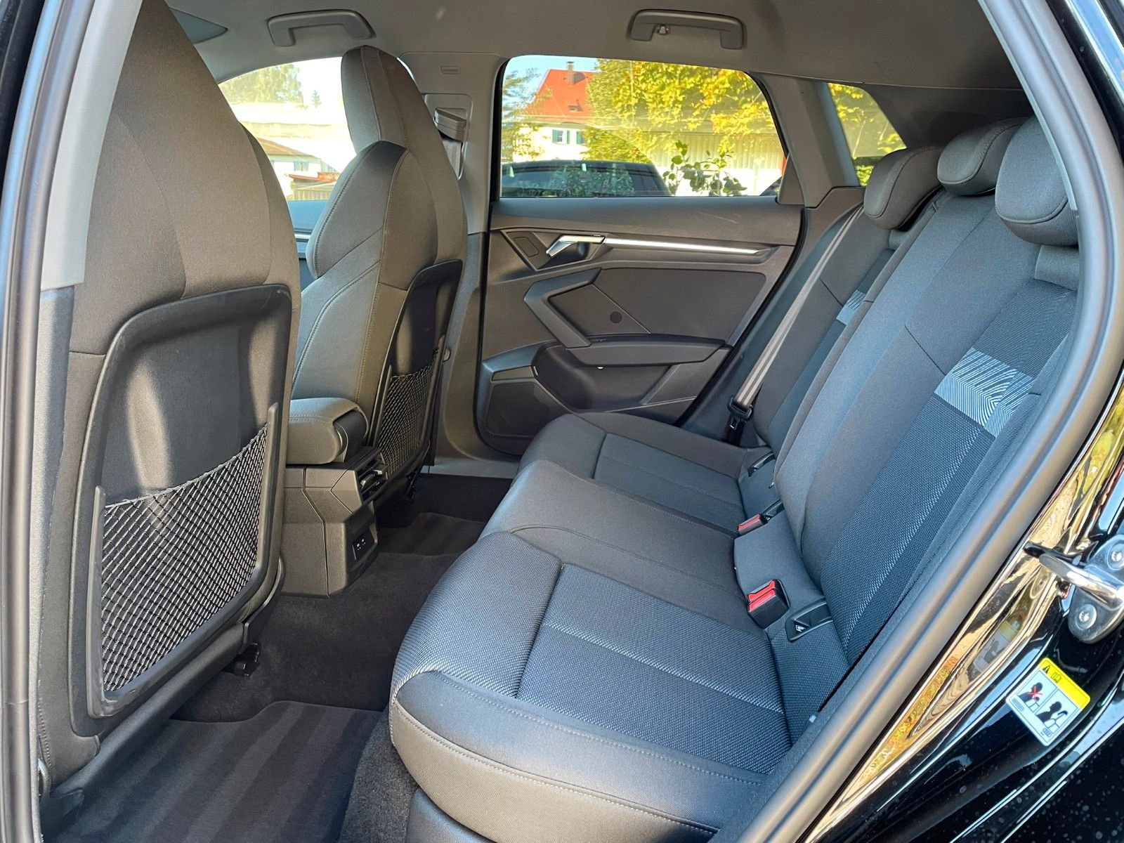 Audi A3 Sportb. 35 TFSI LED Navi Standh.AHK Kam.