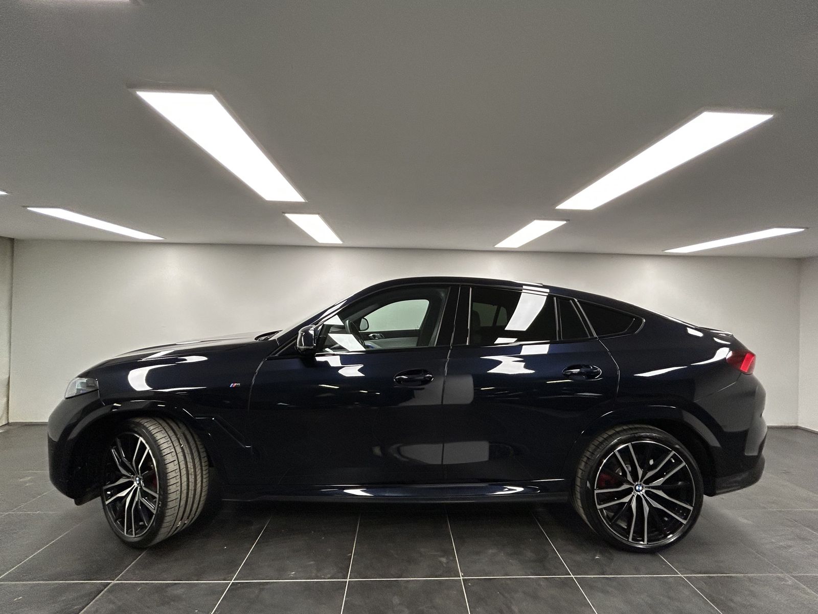 BMW X6 xDrive40d M Sportpaket Pro Pano. AHK Massagef