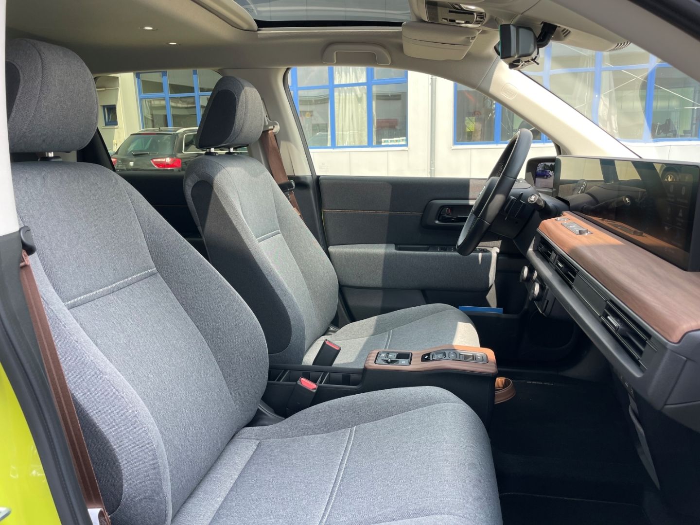 Honda e Advanc Park-Assistent Panorama Navi Soundsyste