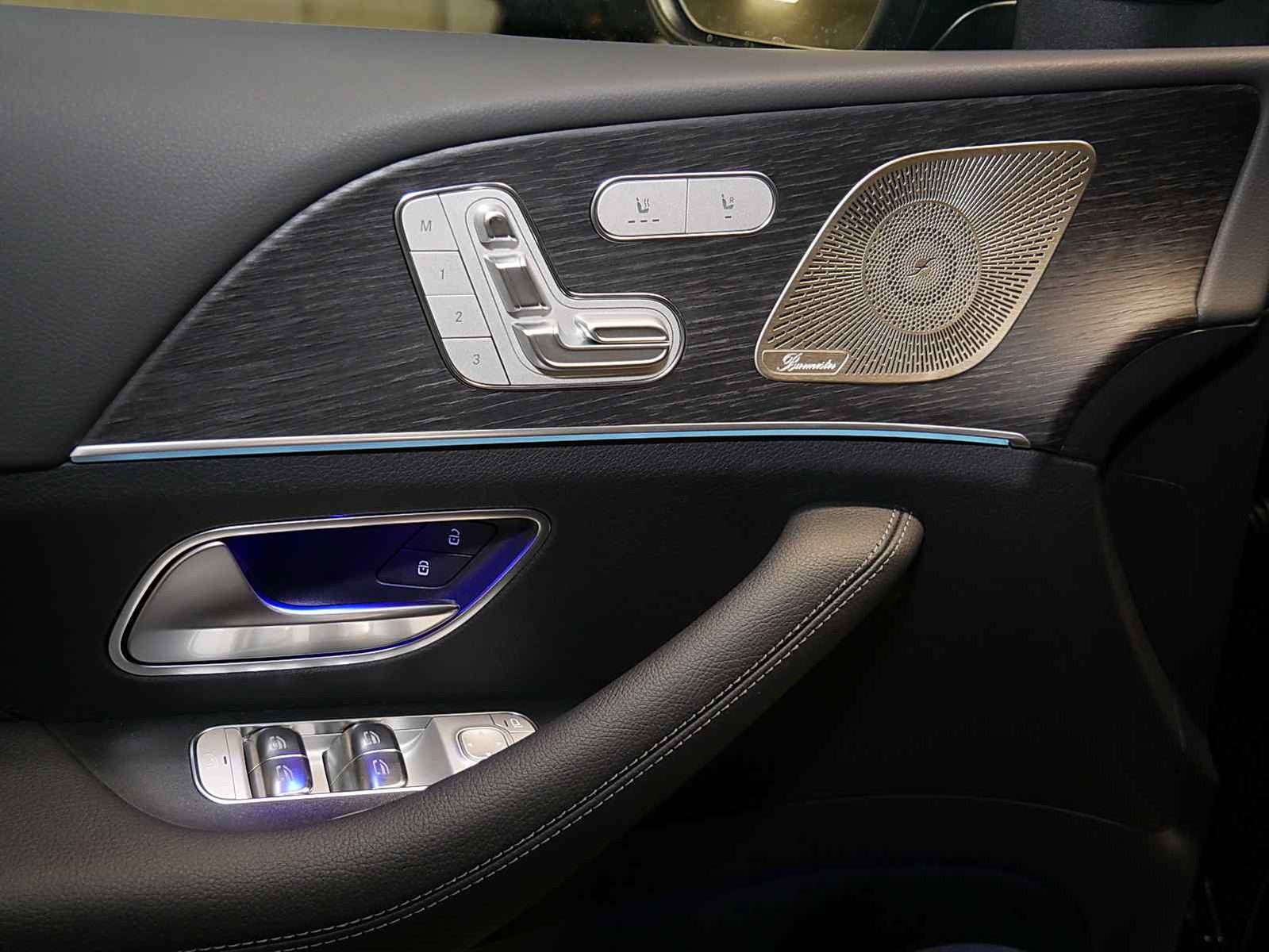 Mercedes-Benz GLE 450 d 4M+AMG+7SITZE+AIR+AHK+DIST+PANO+MBEAM+