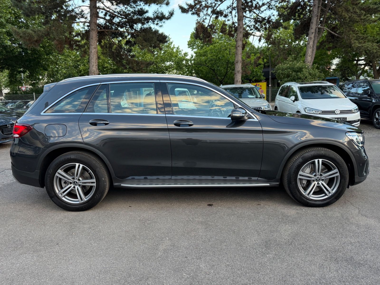 Mercedes-Benz GLC 300 d 4Matic *Exclusive+Head-up+Pano+AHK*
