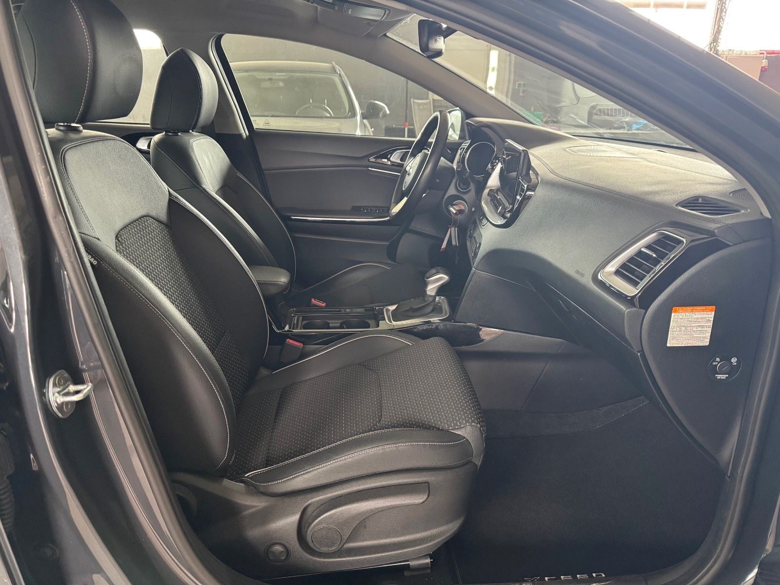 Kia XCeed Spirit - Samsaru's Car Outlet