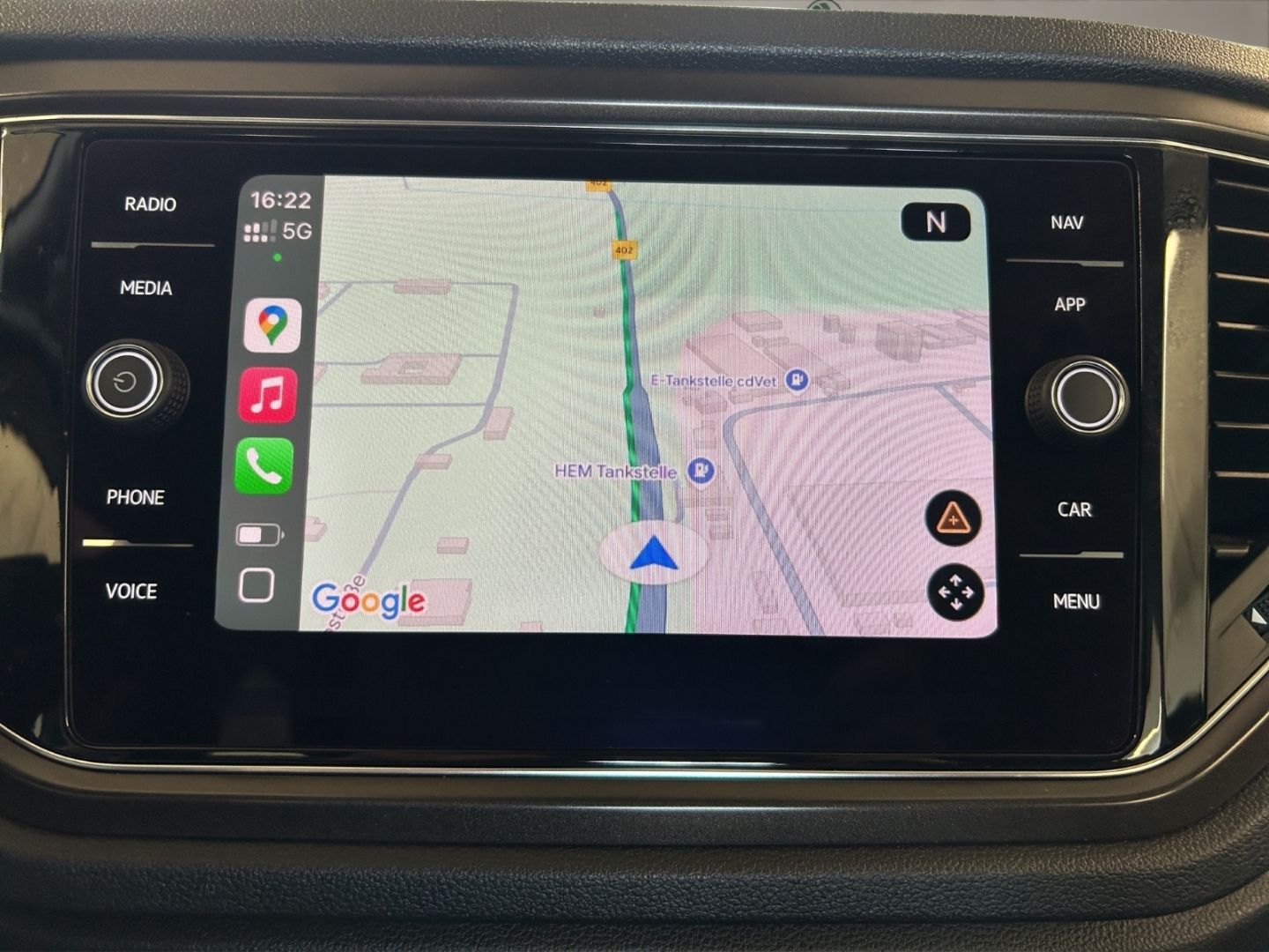 Volkswagen T-Roc Style 1.5 TSI DSG - Samsaru's Car Outlet
