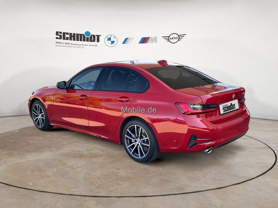 BMW 330e xDrive Sport Line - Samsaru's Car Outlet