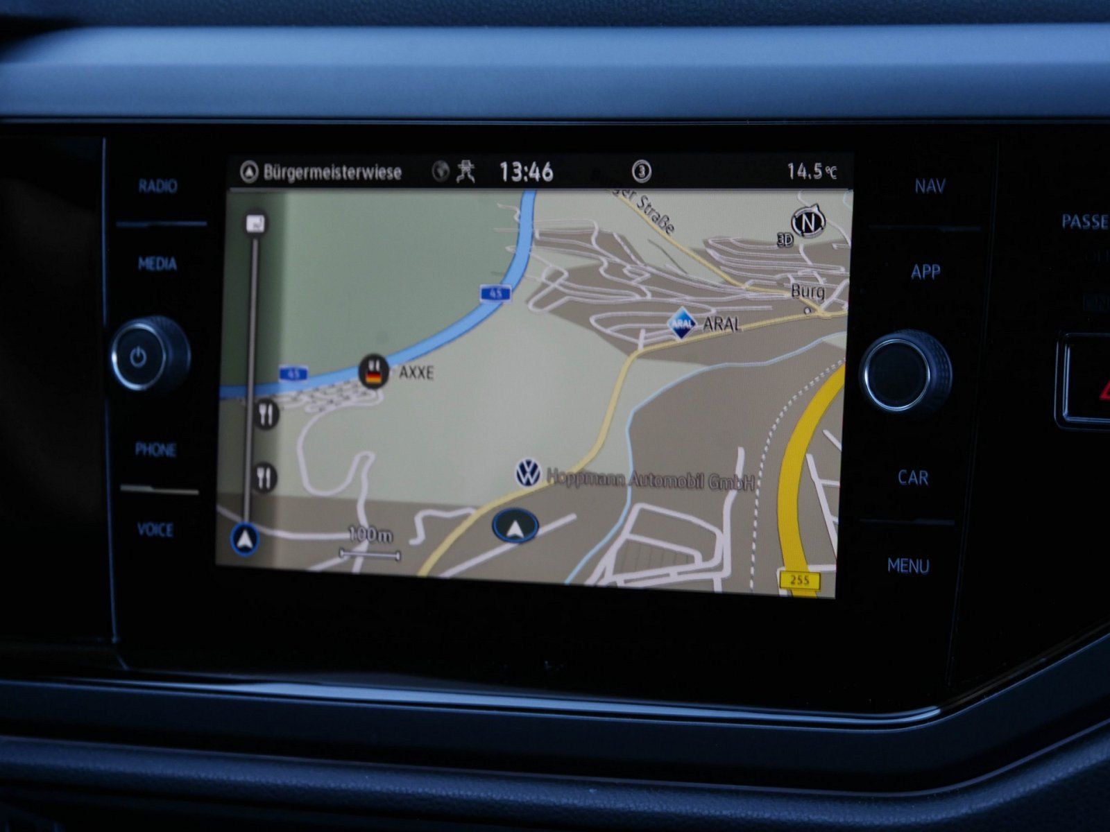 Volkswagen Taigo 1.5 TSI R-Line - Samsaru's Car Outlet