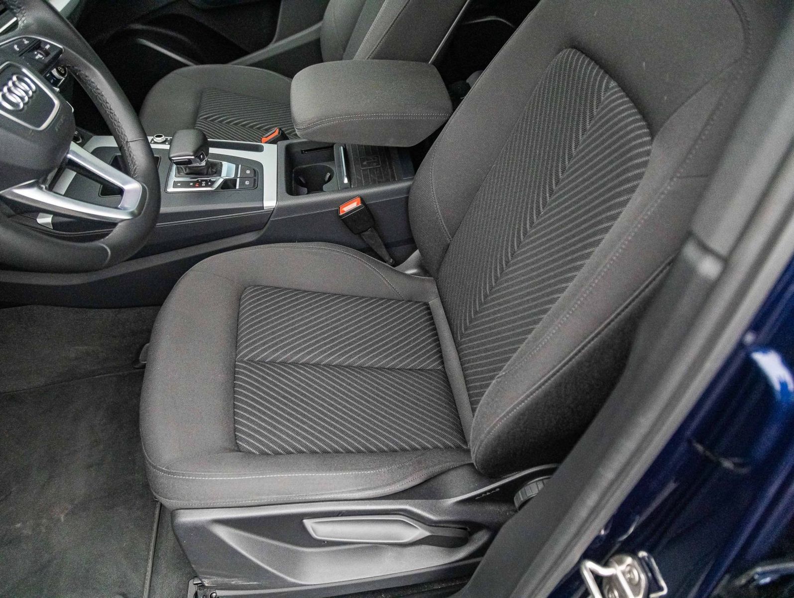 Audi Q5 35 TDI Stronic - Samsaru's Car Outlet