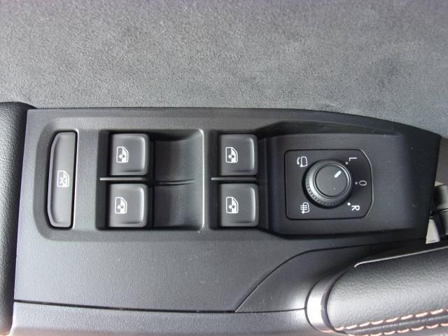 Cupra FORMENTOR 1.5 E-HYBRID DSG AHZV-VORBER. SITZH.