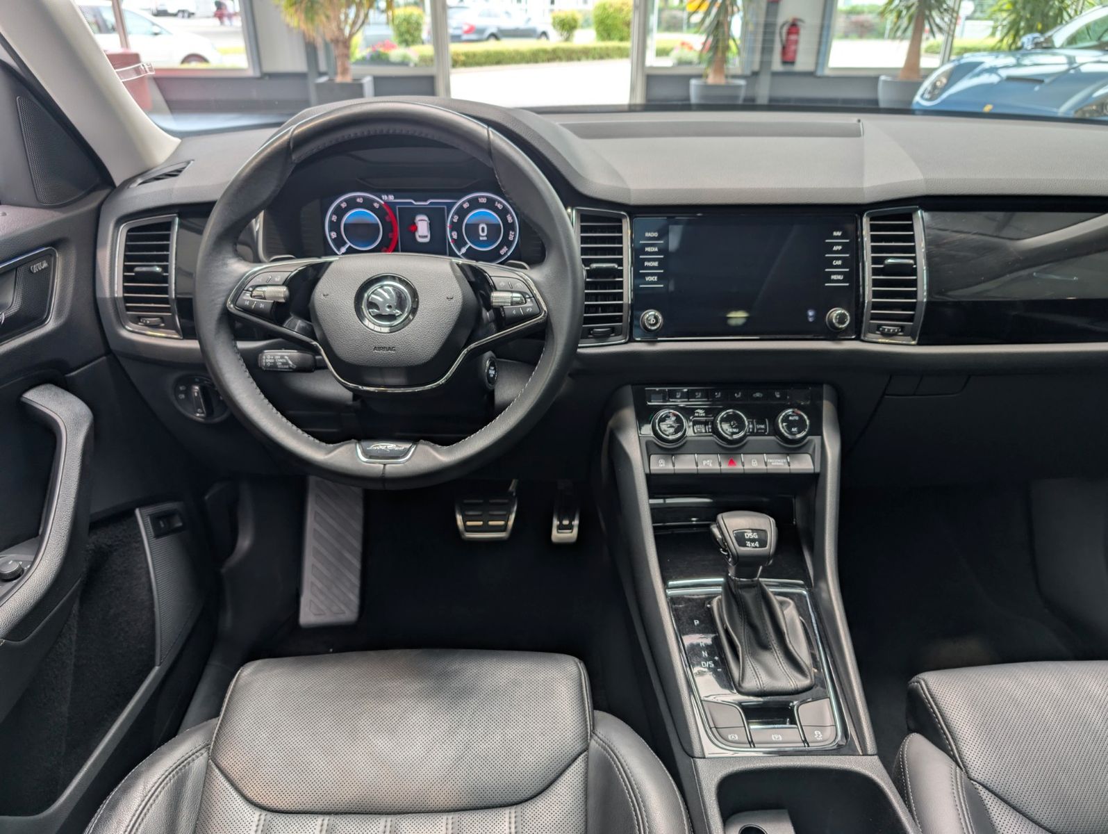 Skoda Kodiaq 2.0 TDI 4x4 DSG L&K Kamera Navi Sound