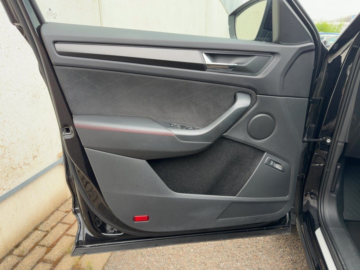 Skoda Kodiaq RS 2.0 TSI DSG NAVI+MATRIX+KAM+LED+ACC