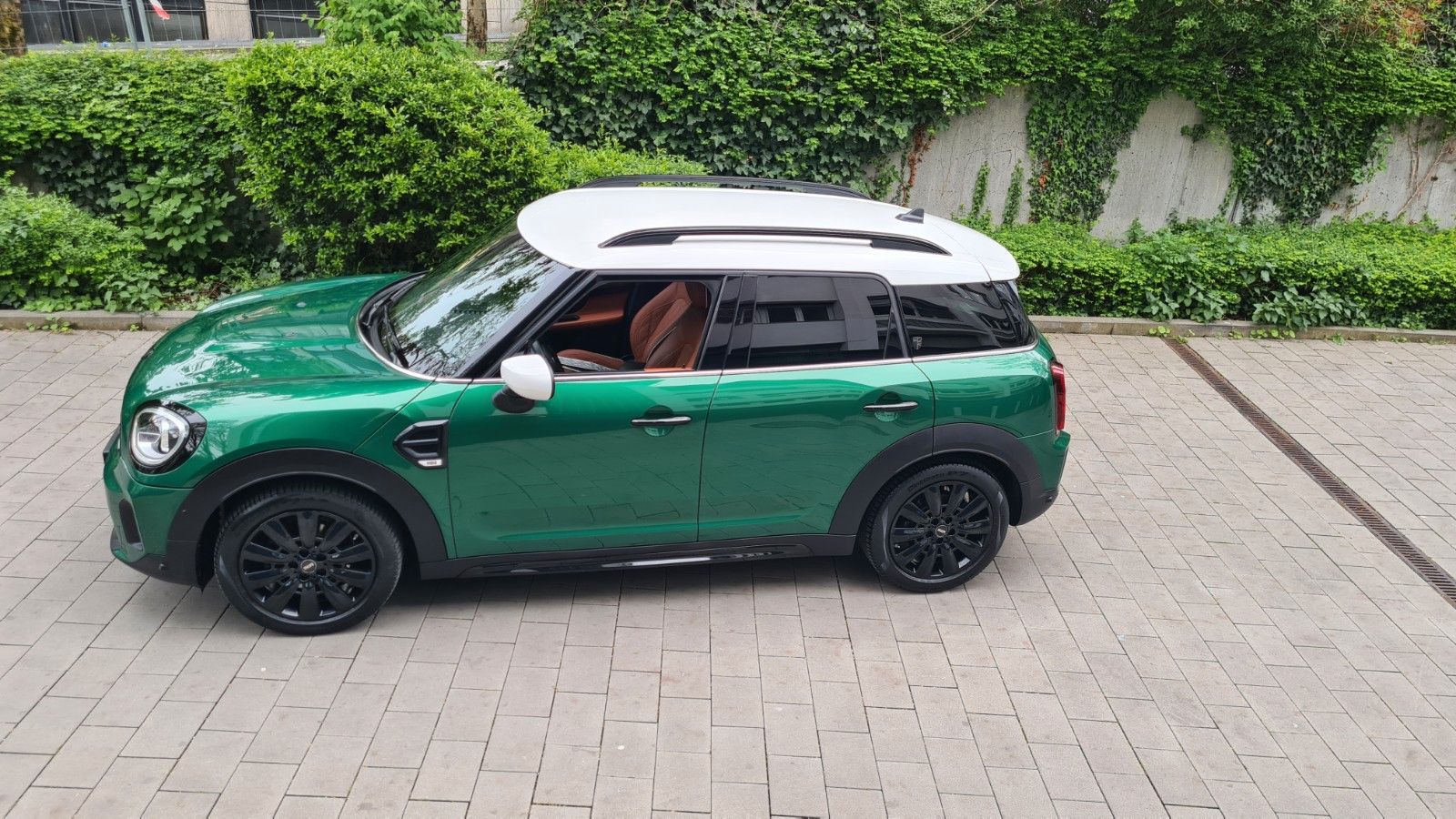 MINI Cooper Countryman Mini Yours Trim - Samsaru's Car Outlet