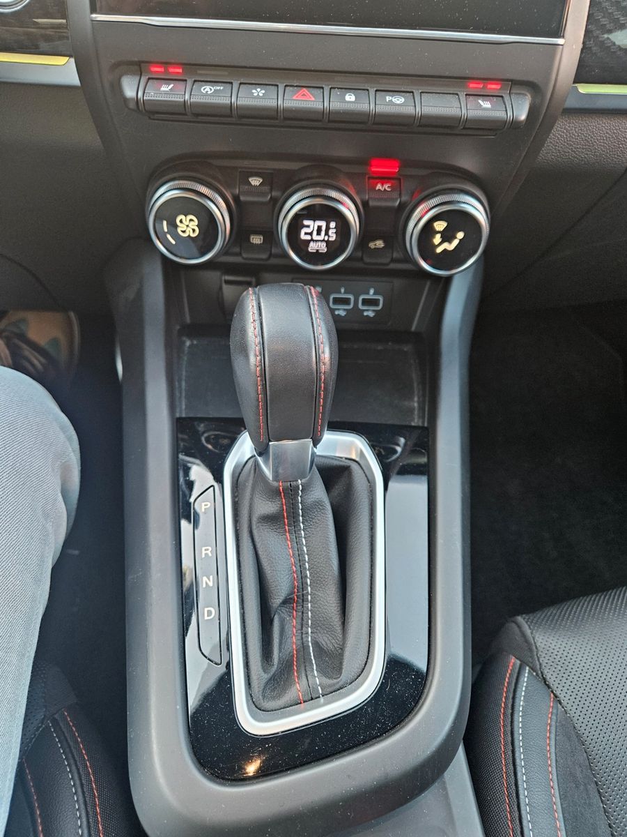 Renault ARKANA 1.3 TCE R.S. LiNE AUT BENZIN/HYBRID - Samsaru's Car Outlet