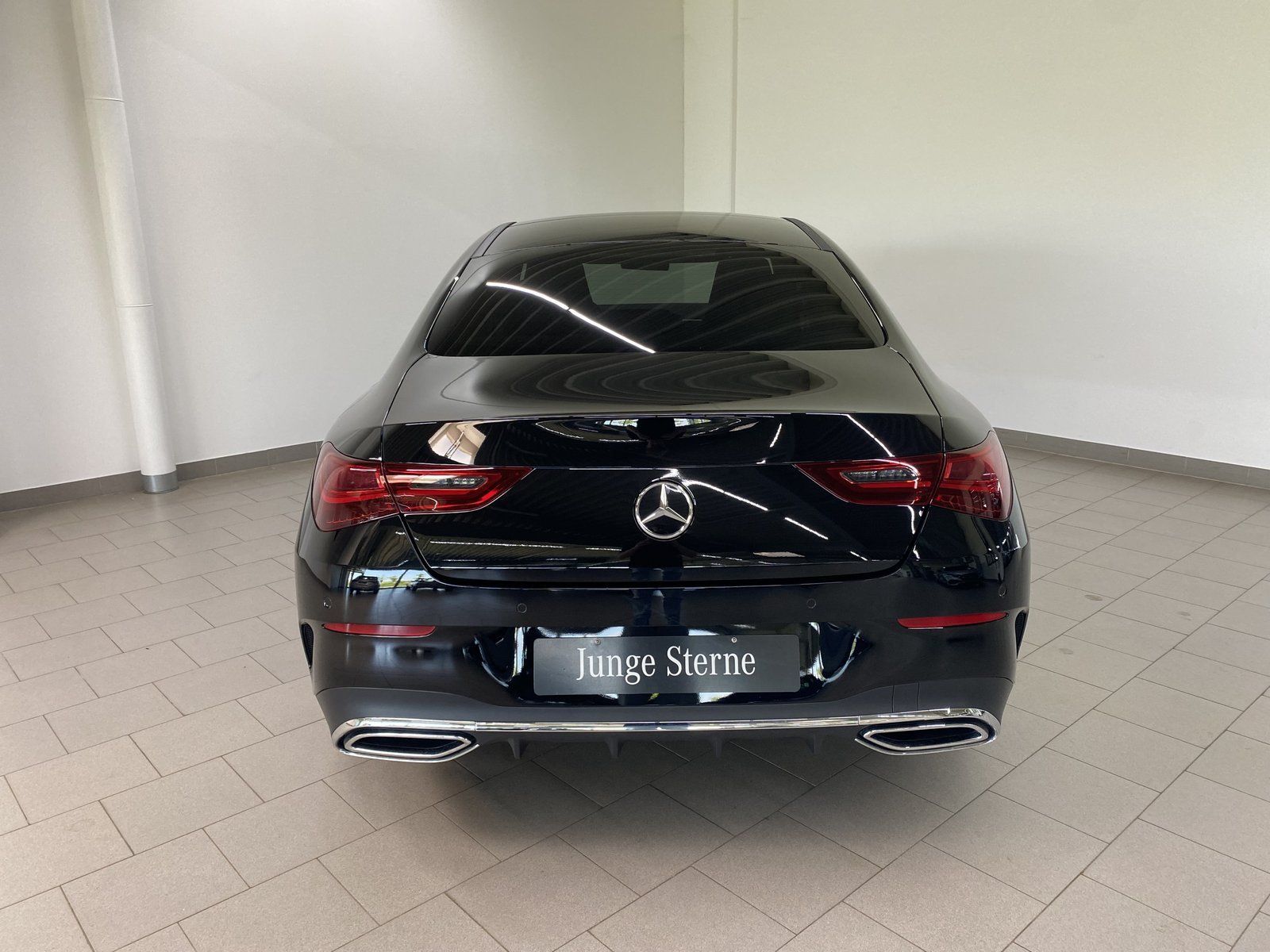 Mercedes-Benz CLA 220 4M AMG - Samsaru's Car Outlet