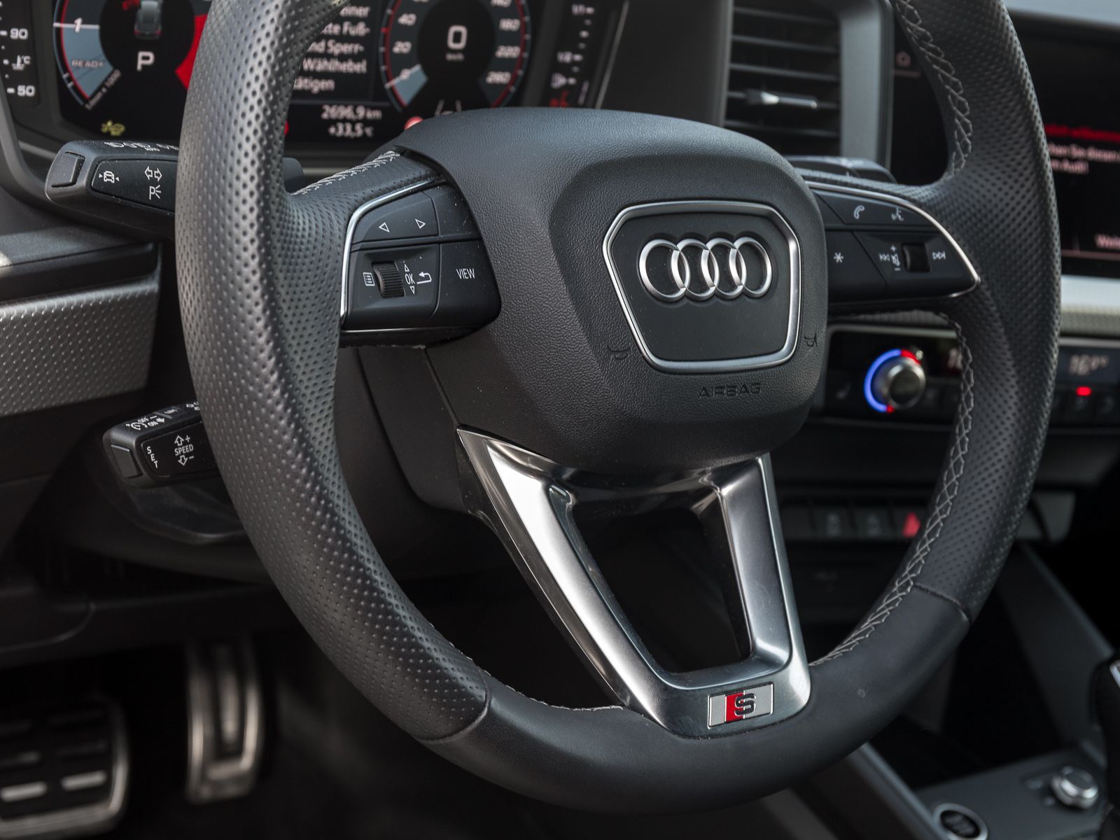 Audi A1 Sportback 30 TFSI S LINE EDT. LM18 LED ASSIST