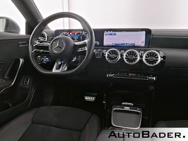Mercedes-Benz Mercedes CLA 35 4M Coupé - Samsaru's Car Outlet