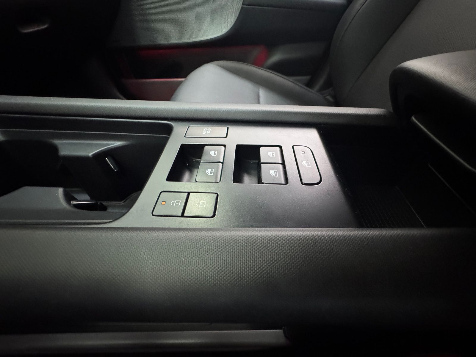 Hyundai IONIQ 6 77,4kWh 325ps 4WD Uniq 360°K/BOSE/DIGI