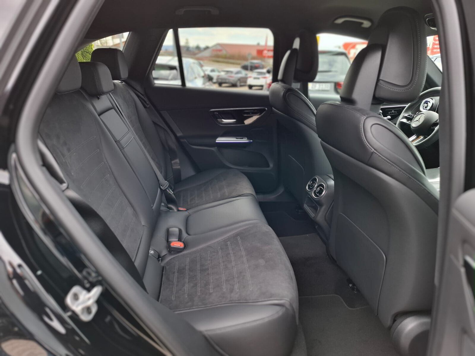 Mercedes-Benz GLC 200 4M AMG - Samsaru's Car Outlet