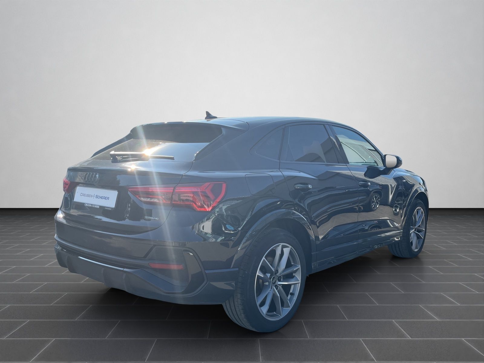 Audi Q3 Sportback 45 TFSI S tronic S line - Samsaru's Car Outlet