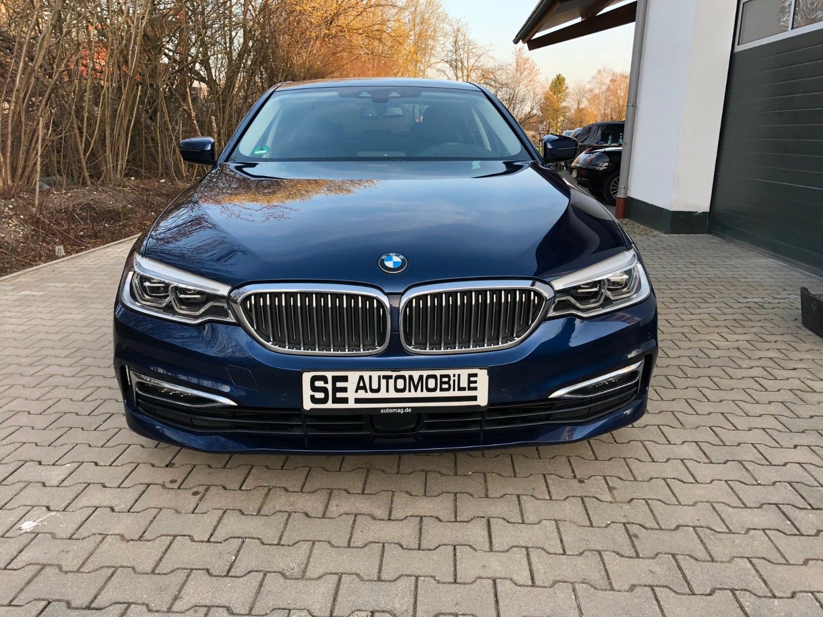 BMW 530 d xDrive *HEAD-UP-LEDER-NAVI*KAME*KOMFOR*LED