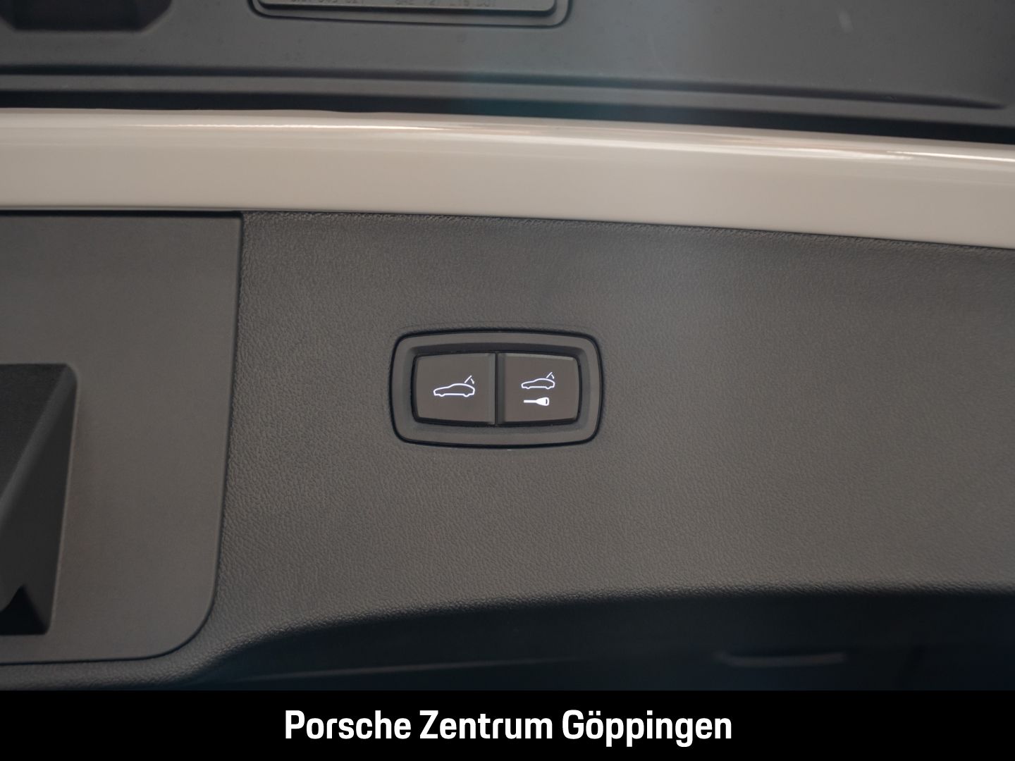 Porsche Cayenne E-Hybrid Coupe BOSE Luftfederung LED