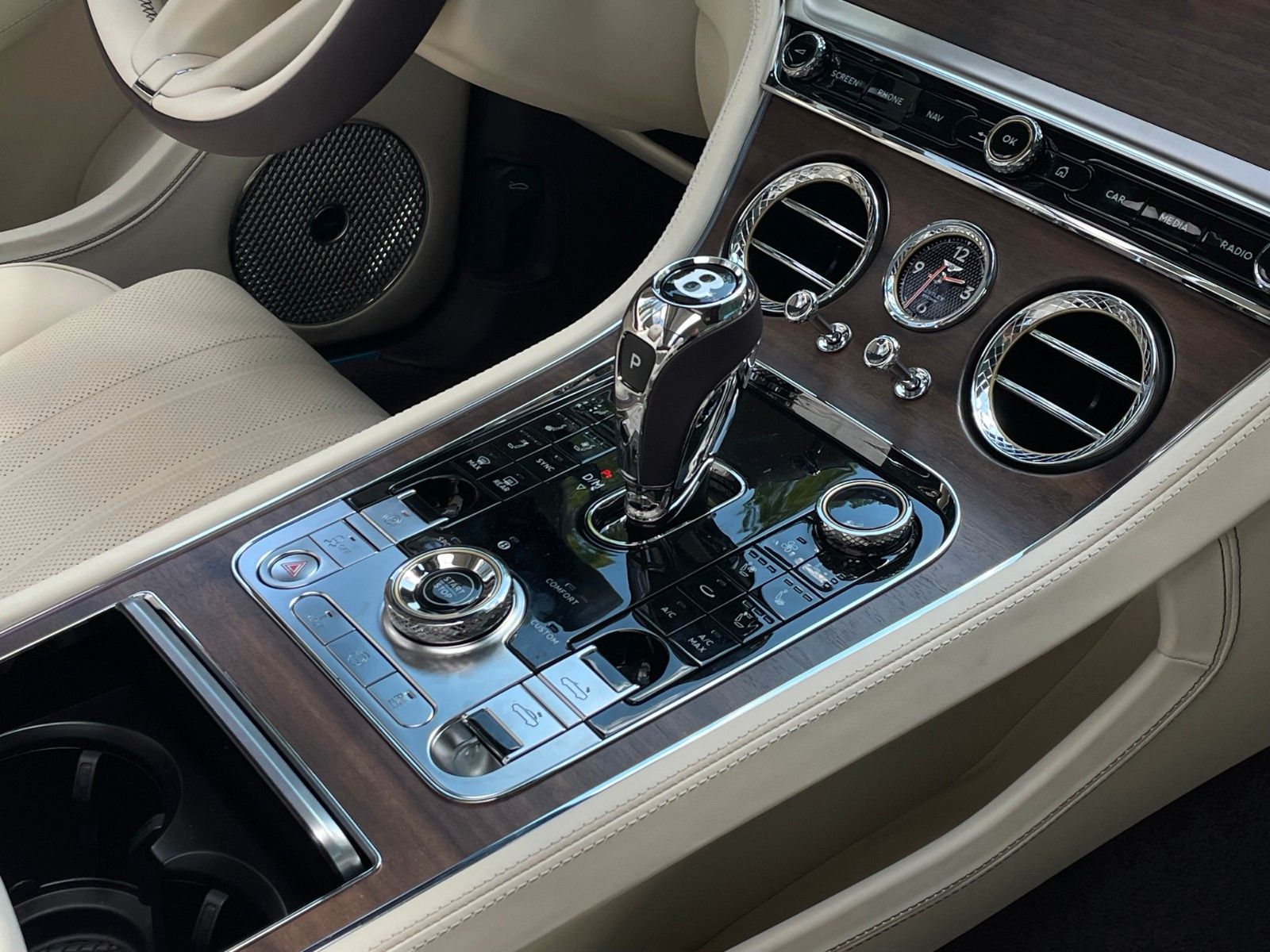 Bentley Continental GTC - Black Edition/Massage/Naim