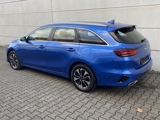 Kia Ceed Sportswagon 1.6 GDI DCT Plug-in Hybrid - Samsaru's Car Outlet