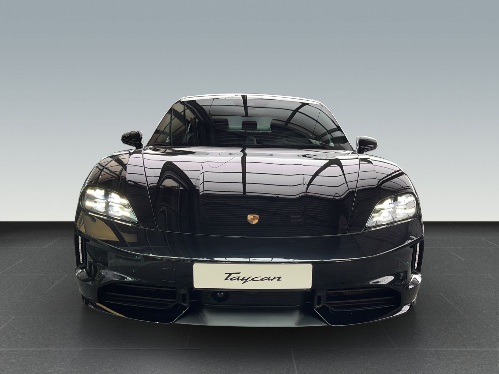Porsche Taycan GTS - HD Matrix - Pano - Head Up - Chrono