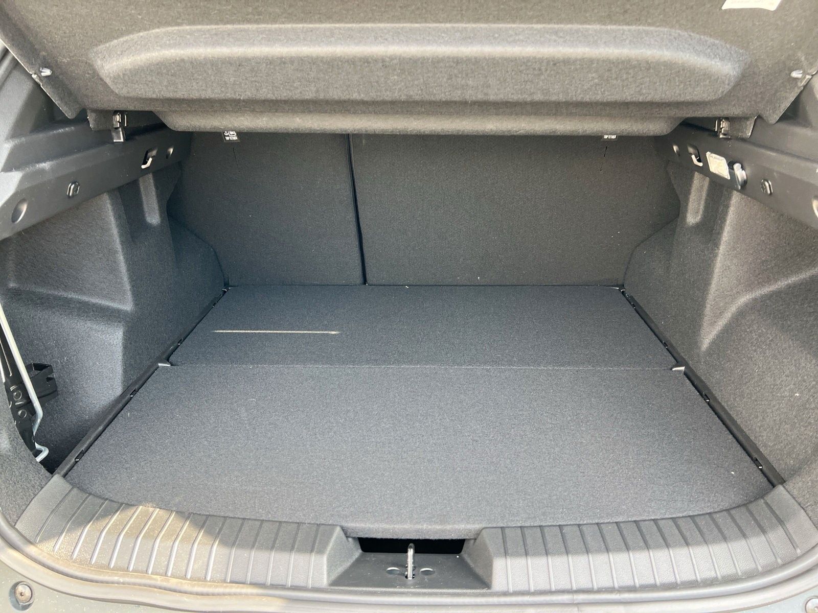 Dacia Duster TCe 130 Journey - Samsaru's Car Outlet