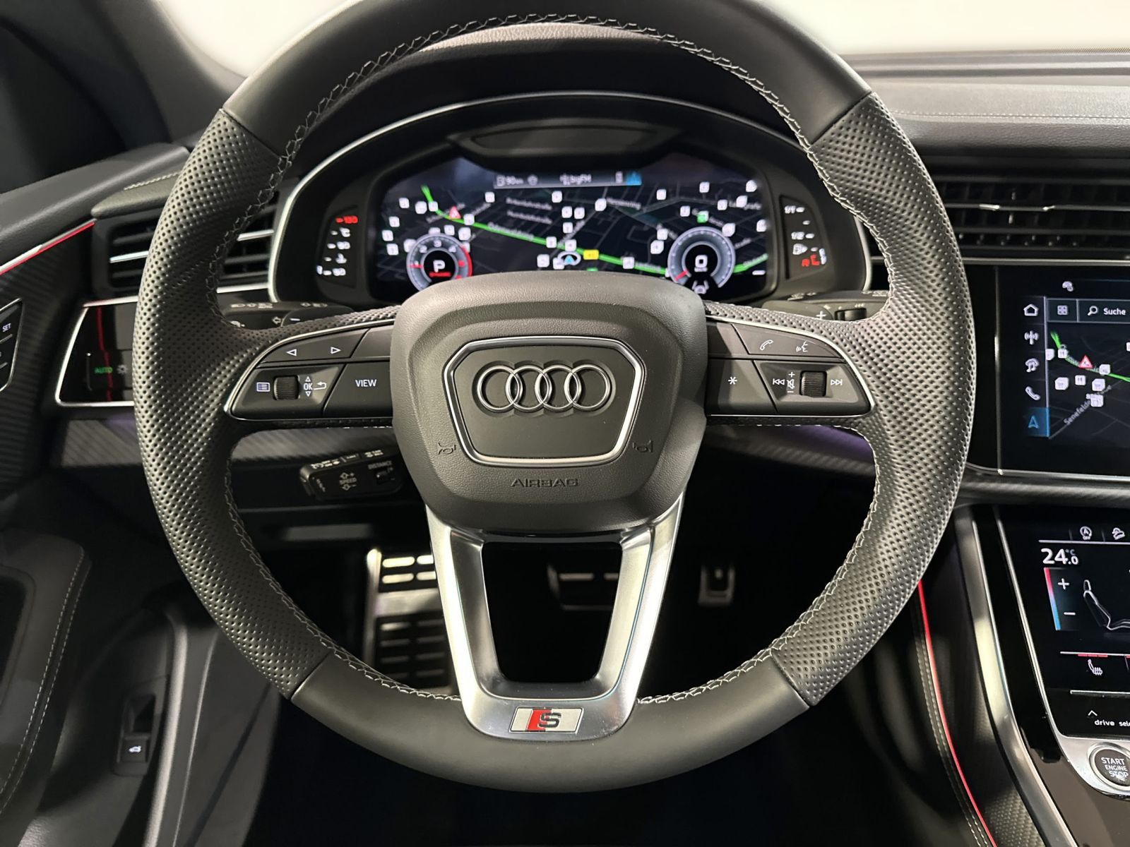 Audi Q8 50 TDI QUATT S LINE HD-MATRIX+AHK+RAUTE+PANO+