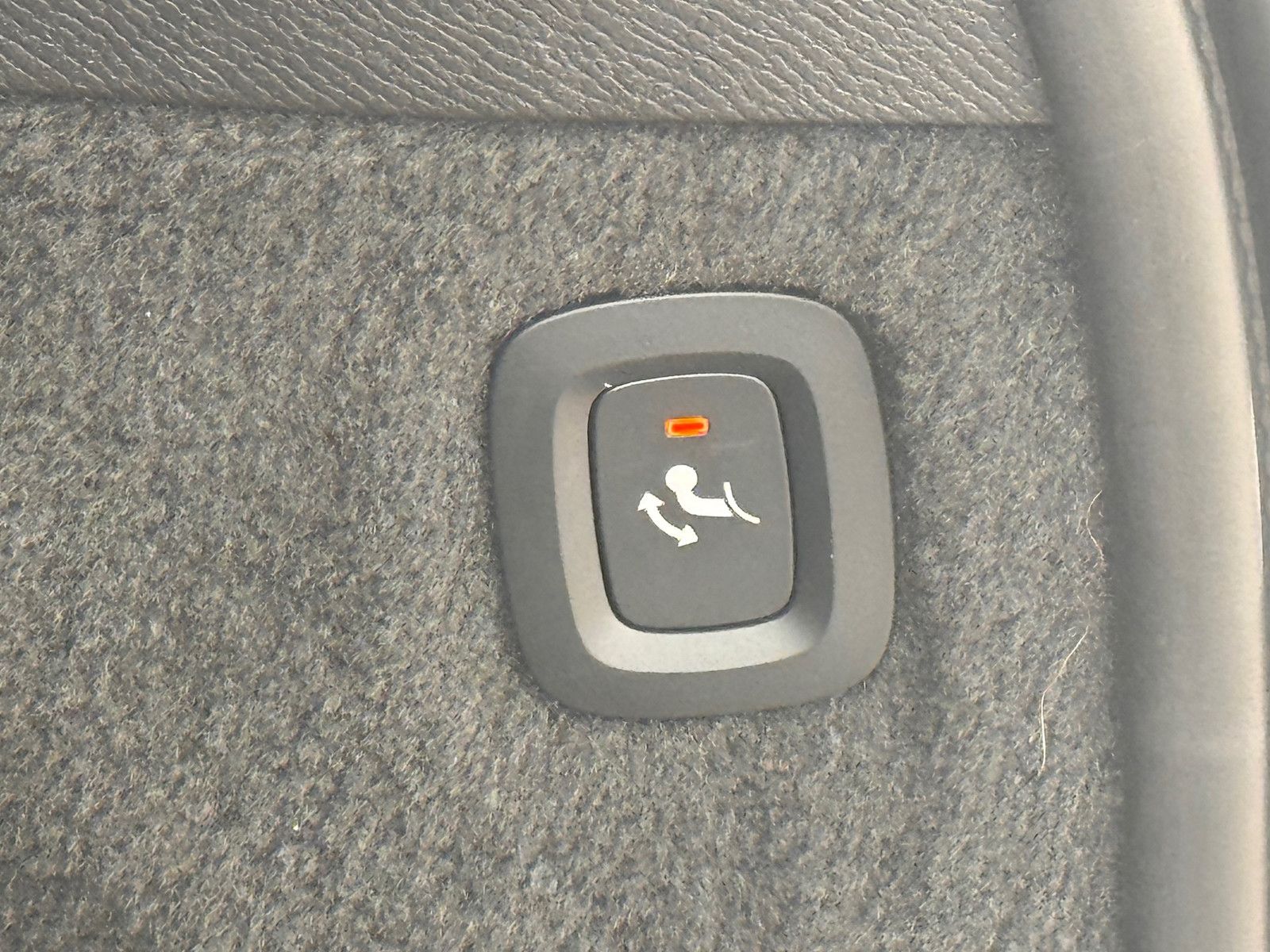 Volvo XC90 B5*AWD*Plus Dark*NP 89060*Standhzg*AHK*360