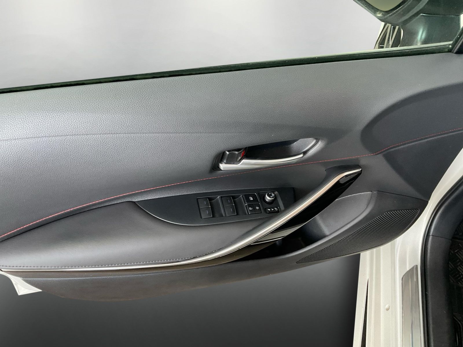Toyota Corolla TS Hybrid GR Sport - Samsaru's Car Outlet