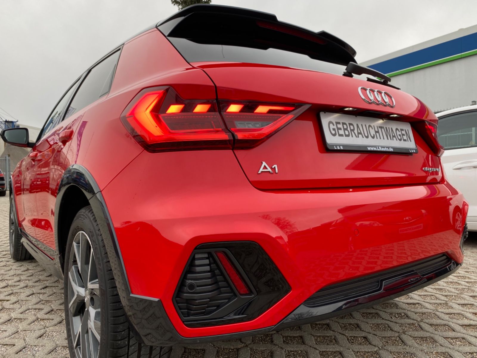 Audi A1 citycarver 30 TFSI S-line - Samsaru's Car Outlet