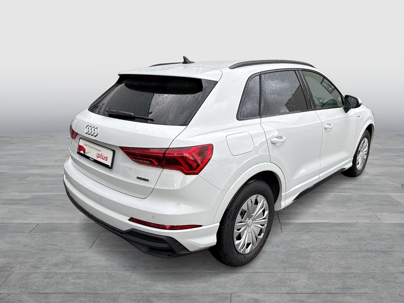 Audi Q3 40 quattro S LINE STANDHZ. AHK 360°CAM LM20