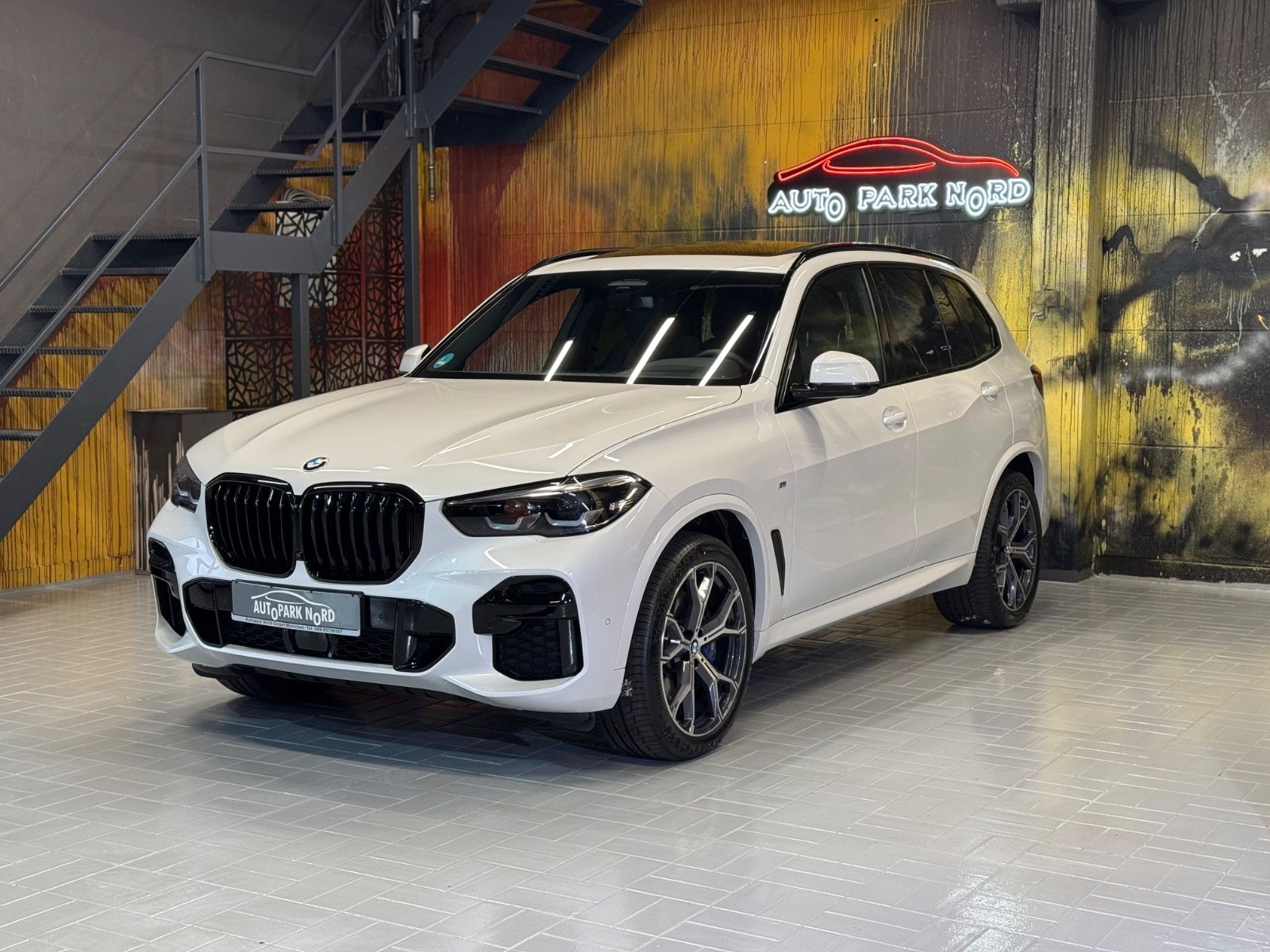BMW X5 xDrive 30d M Sport PANO~HUD~LUFTFEDERUNG~GLAS