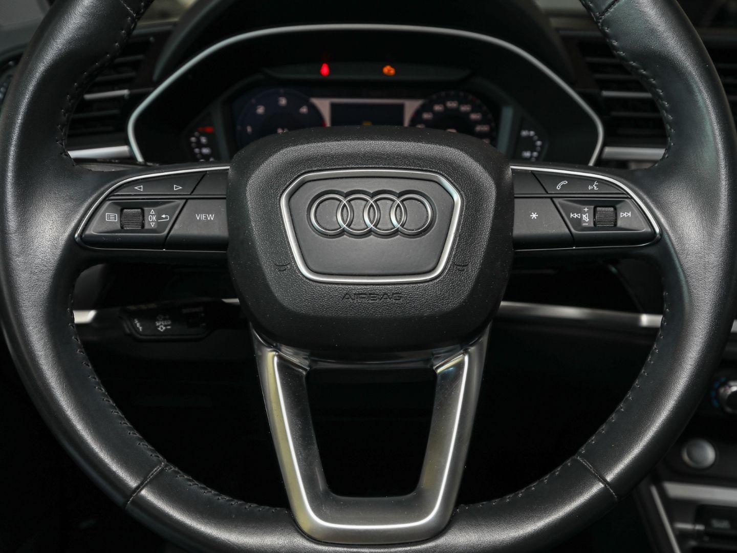 Audi Q3 40 TDI quattro advanced - Samsaru's Car Outlet
