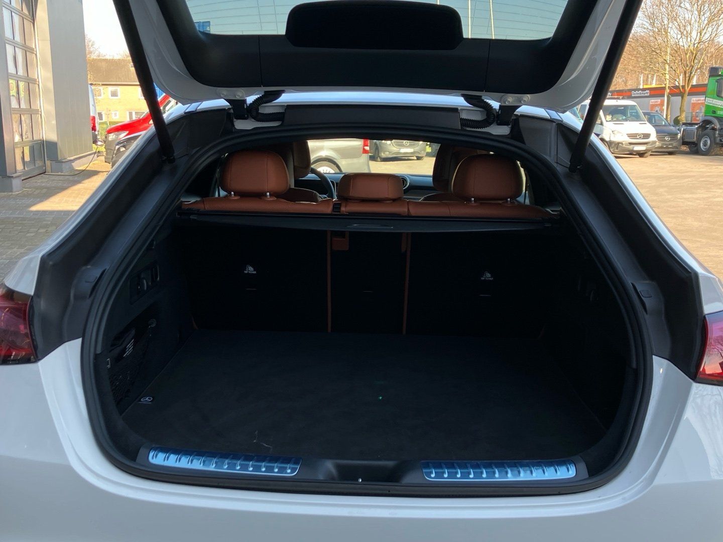Mercedes-Benz GLC 200 4M Coupé Avantgarde - Samsaru's Car Outlet