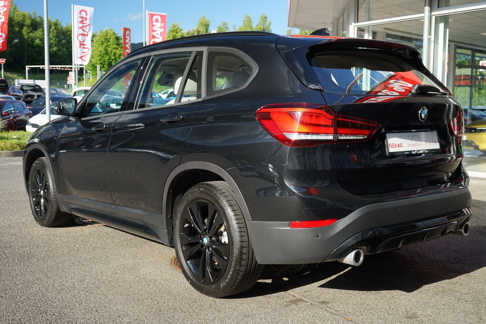 BMW X1 18d xDrive Sport Line - Samsaru's Car Outlet