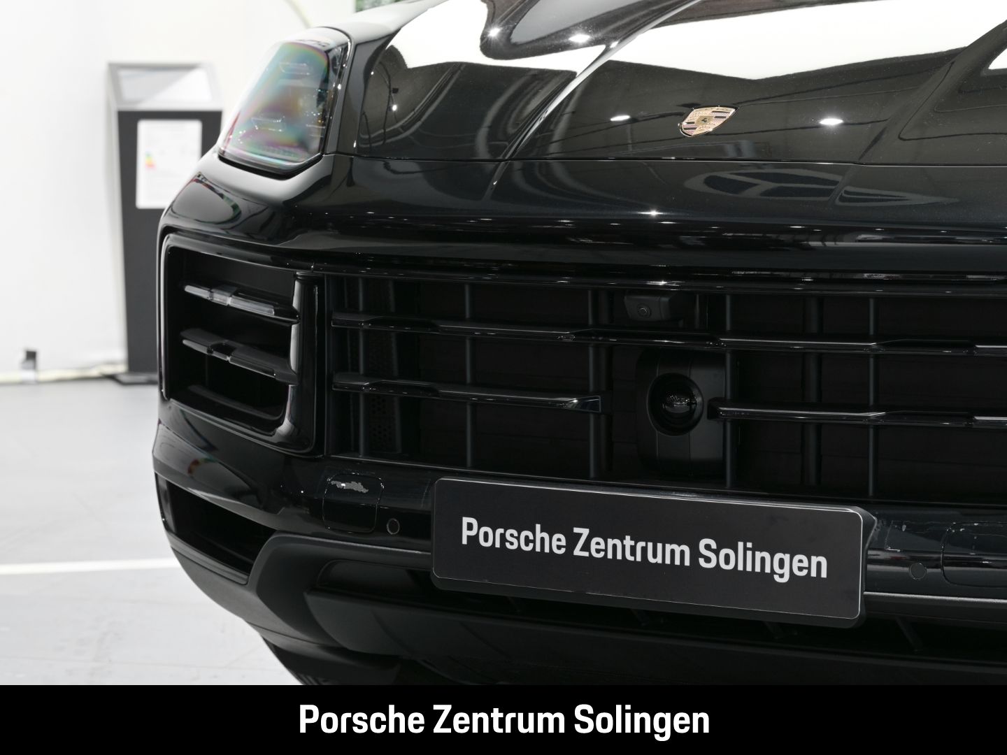 Porsche Cayenne E-Hybrid Panoramadach Bose Beifahrerdisp