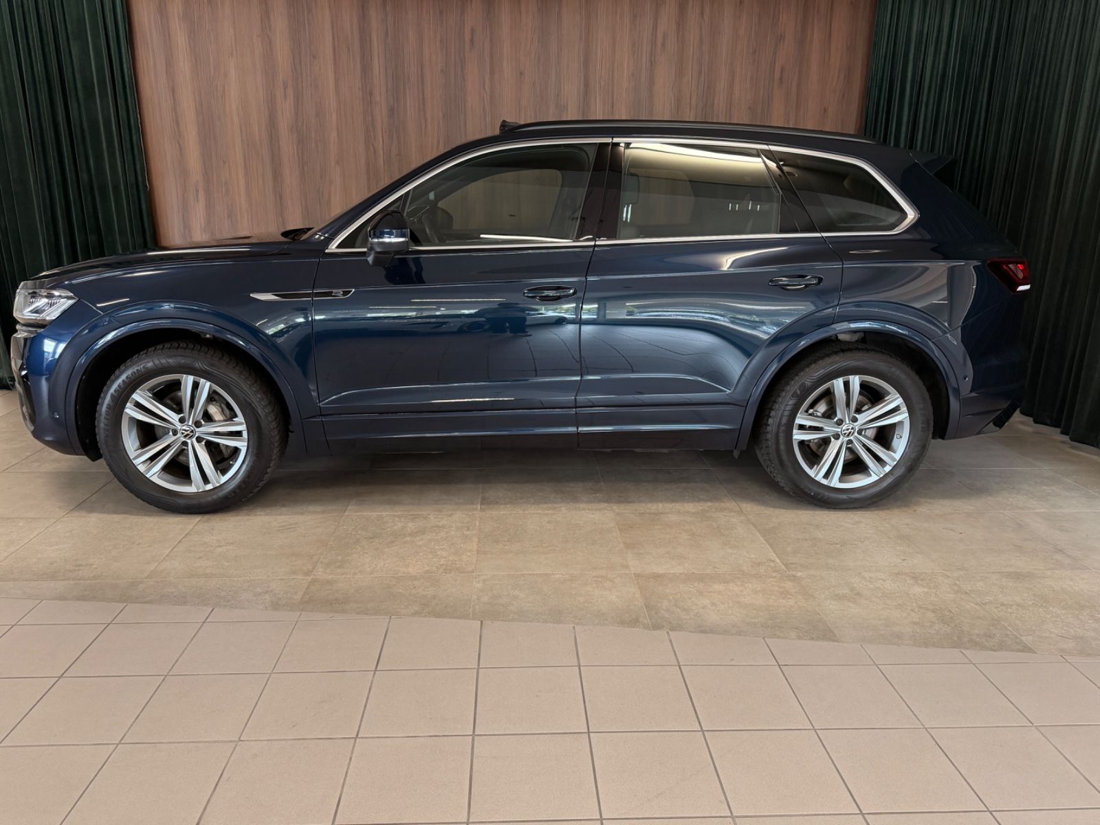 Volkswagen Touareg 3.0 TDI R-Line 4Motion°LED°Pano°Voll°360
